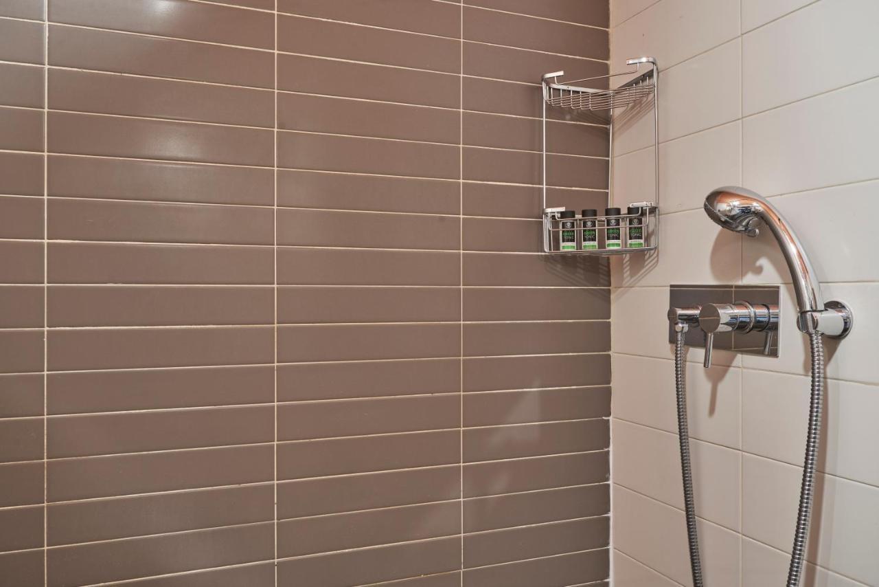 Contemporary & Comfy Apt Next To Acropolis Museum Atene Esterno foto